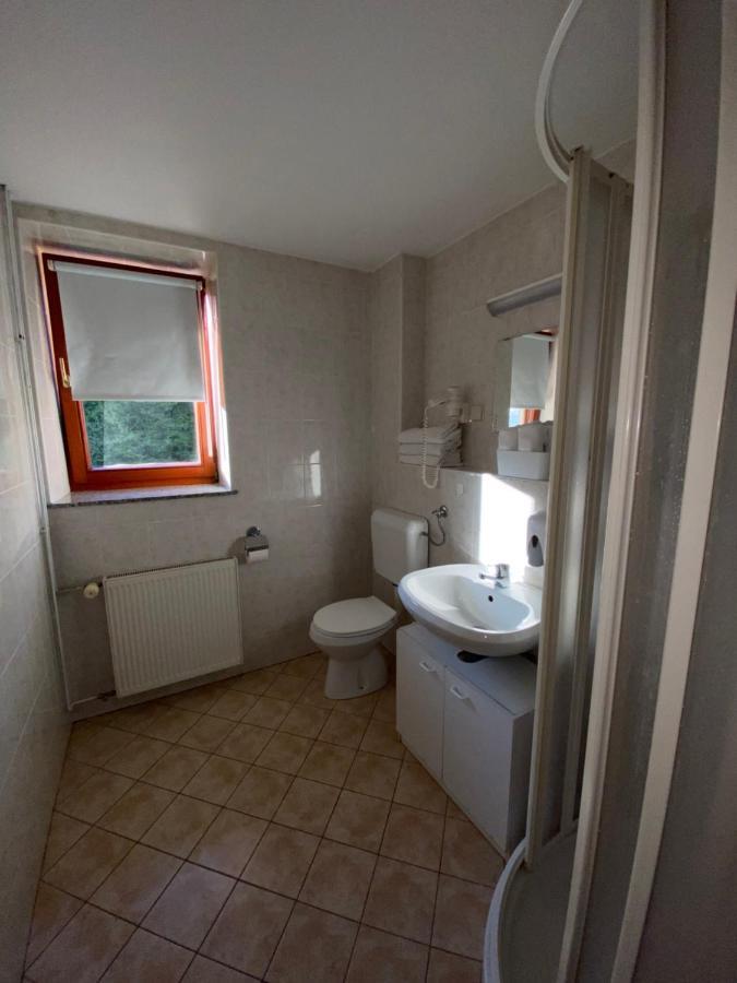 Guesthouse Pri Cebelici Lukovica pri Domžalah Eksteriør billede