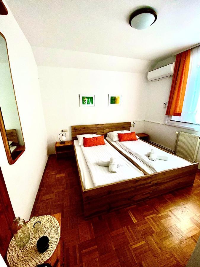 Guesthouse Pri Cebelici Lukovica pri Domžalah Eksteriør billede
