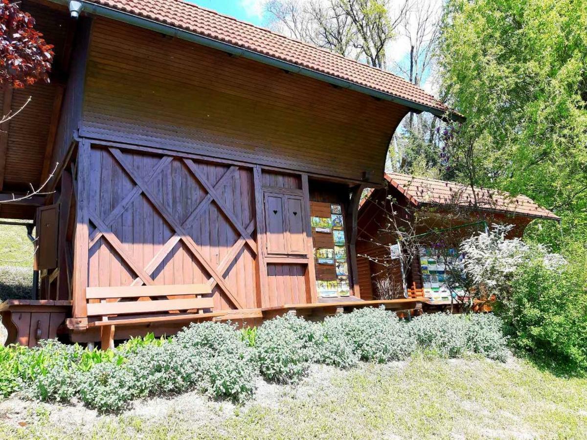 Guesthouse Pri Cebelici Lukovica pri Domžalah Eksteriør billede